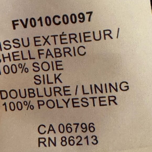 NWT Tristan silk cream and navy floral bloe. Size L - Picture 2 of 5